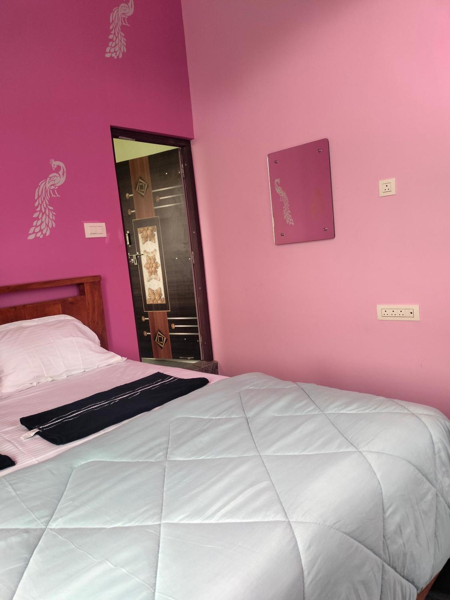 Supritha Homestay Hampi Esterno foto